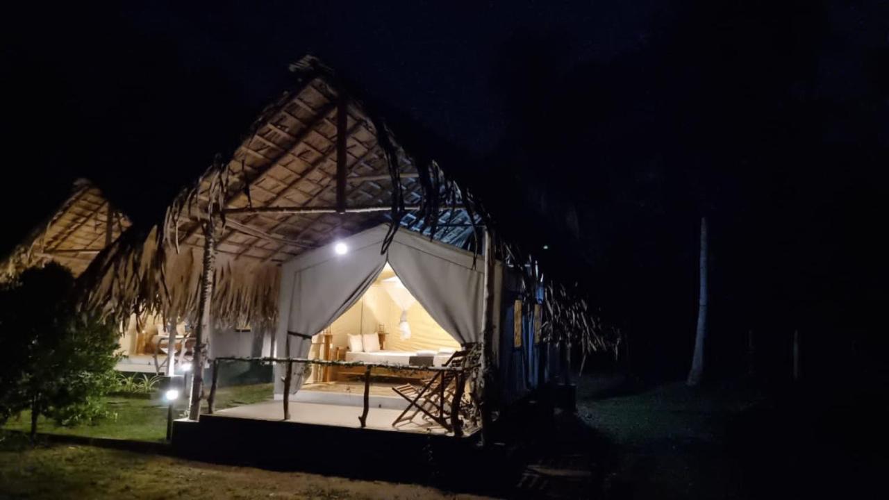 Jungle View River Camping Udawalawe Exterior photo